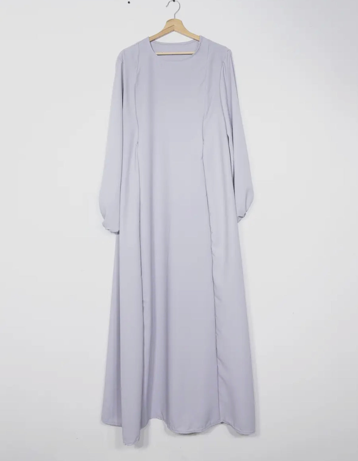 Still Abaya Luna