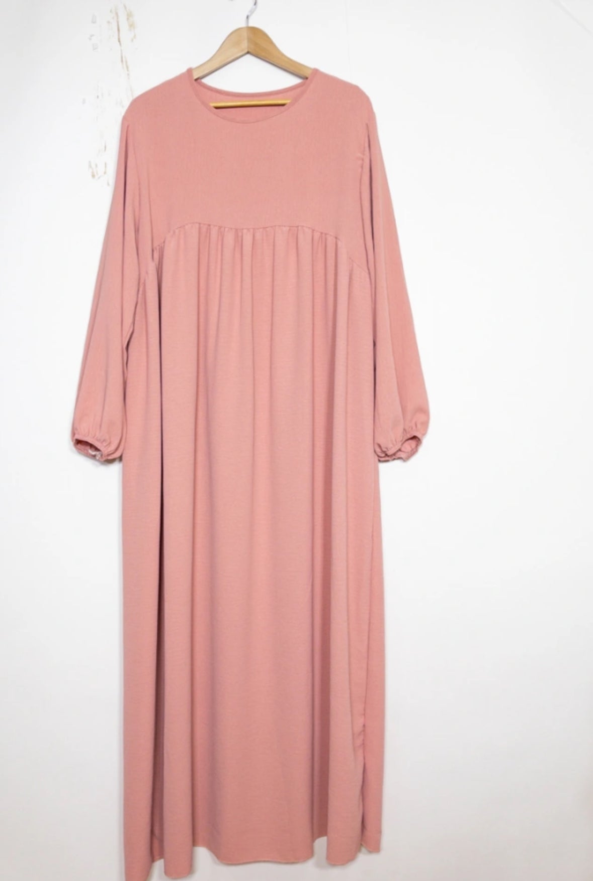 Abaya Nisa