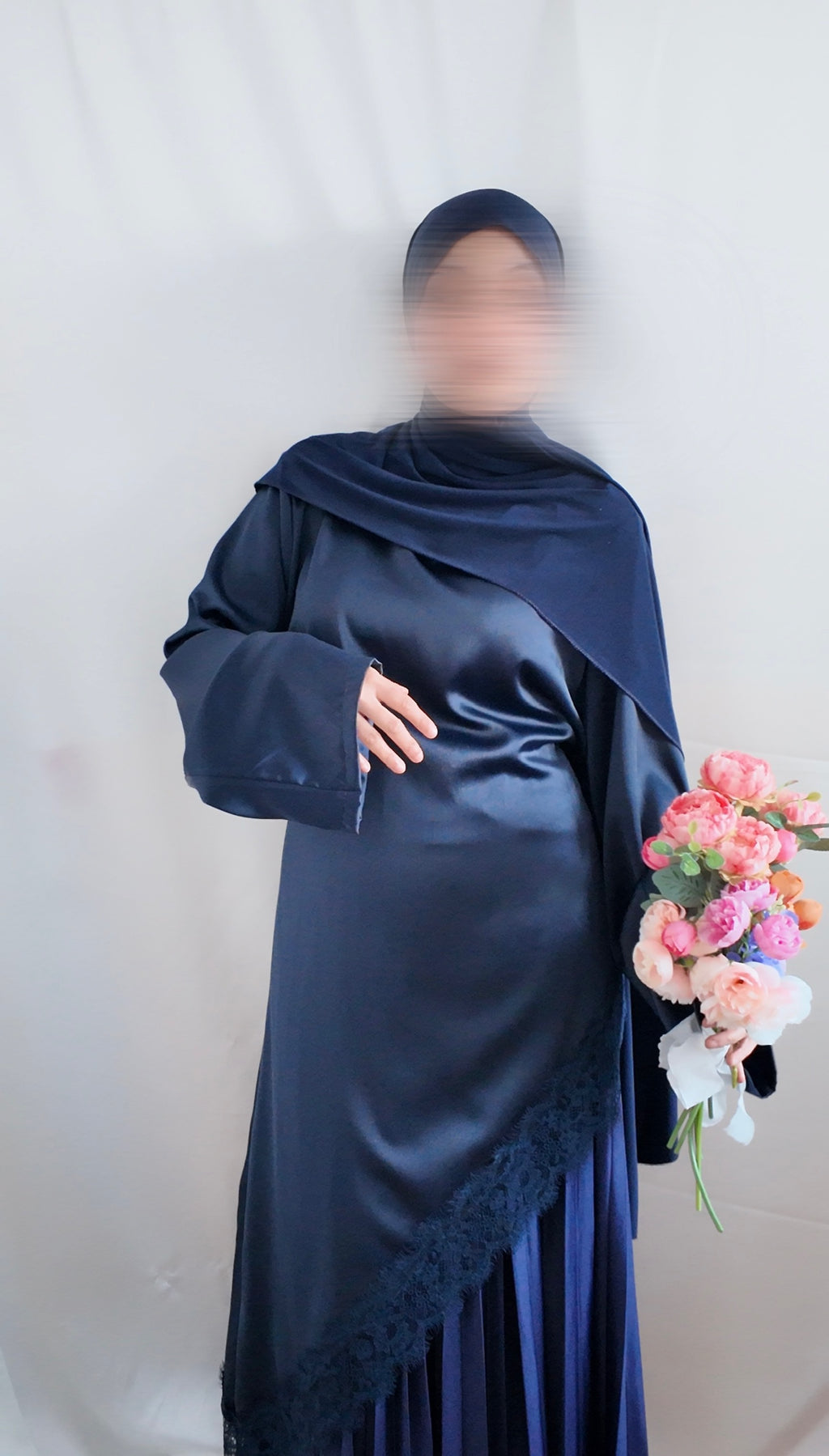Satin Tunika mit Spitze
