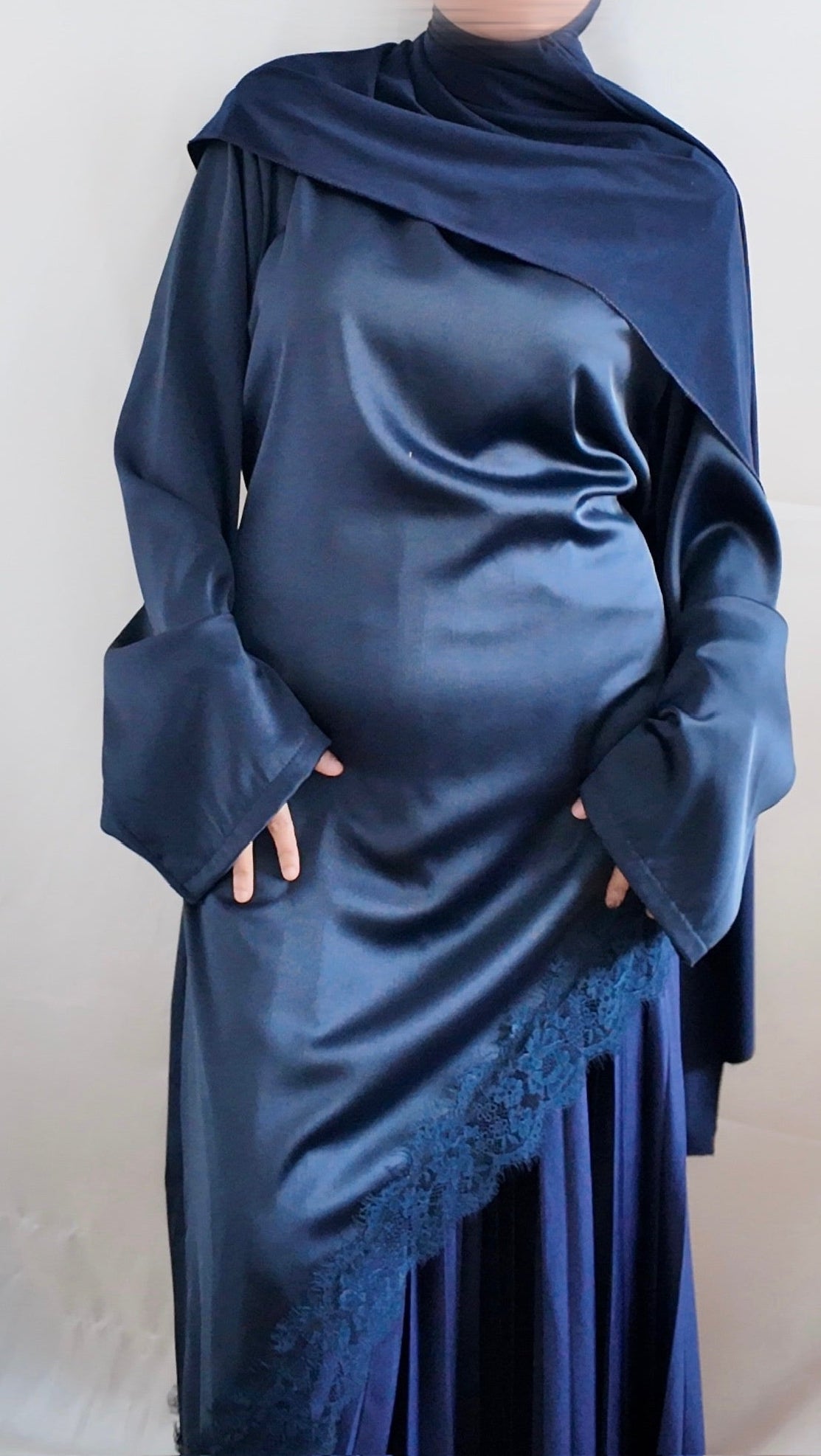 Satin Tunika mit Spitze