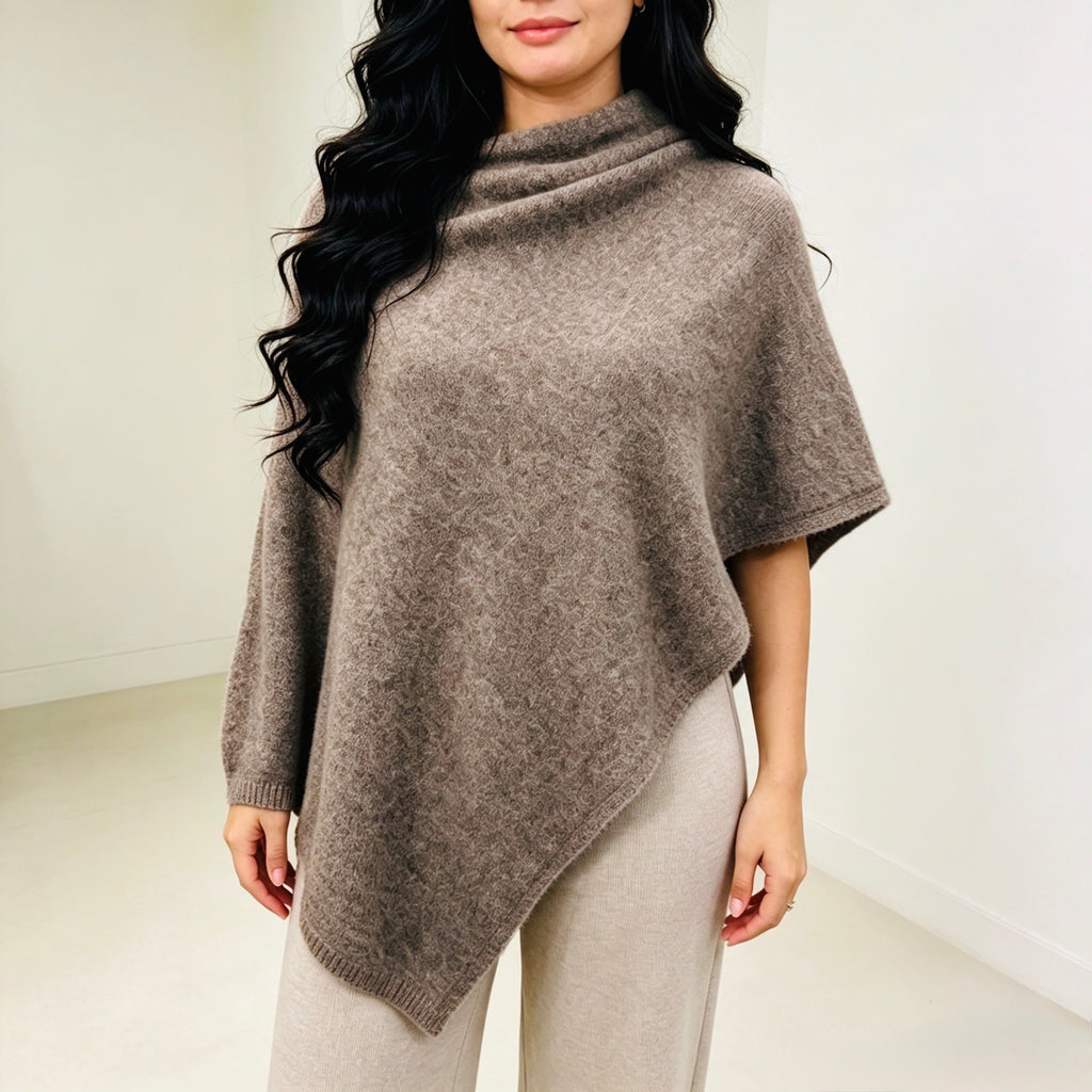 Asymmetrischer Poncho