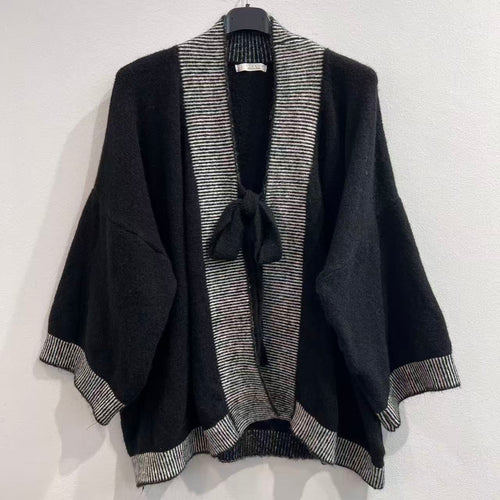Jacke Nusaiba