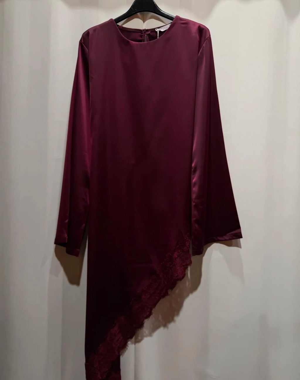 Satin Tunika mit Spitze