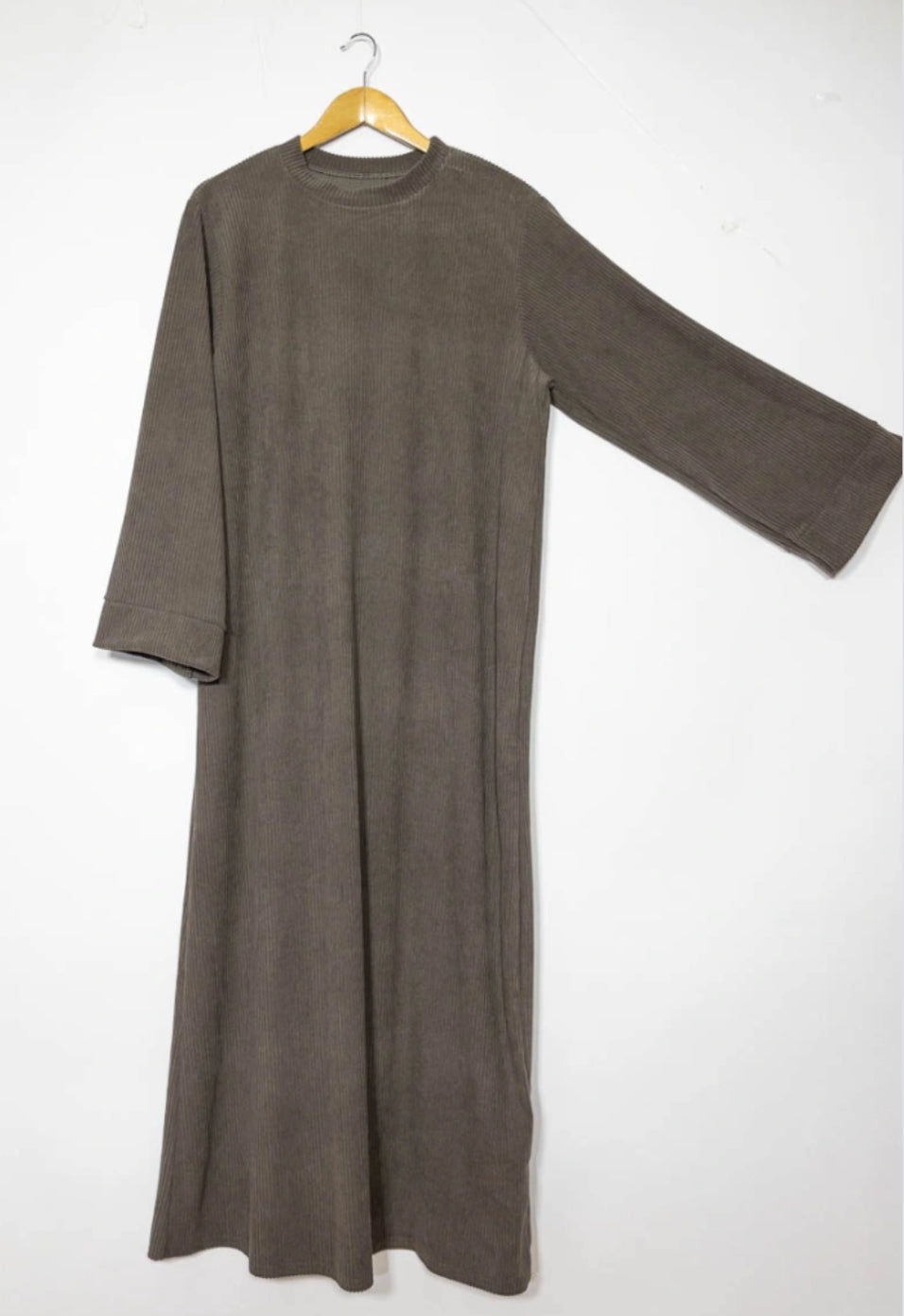 Cord Abaya Mina (Vorbestellung; Versand ab 10. Oktober)