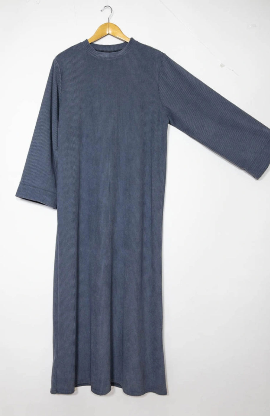 Cord Abaya Mina (Vorbestellung; Versand ab 10. Oktober)