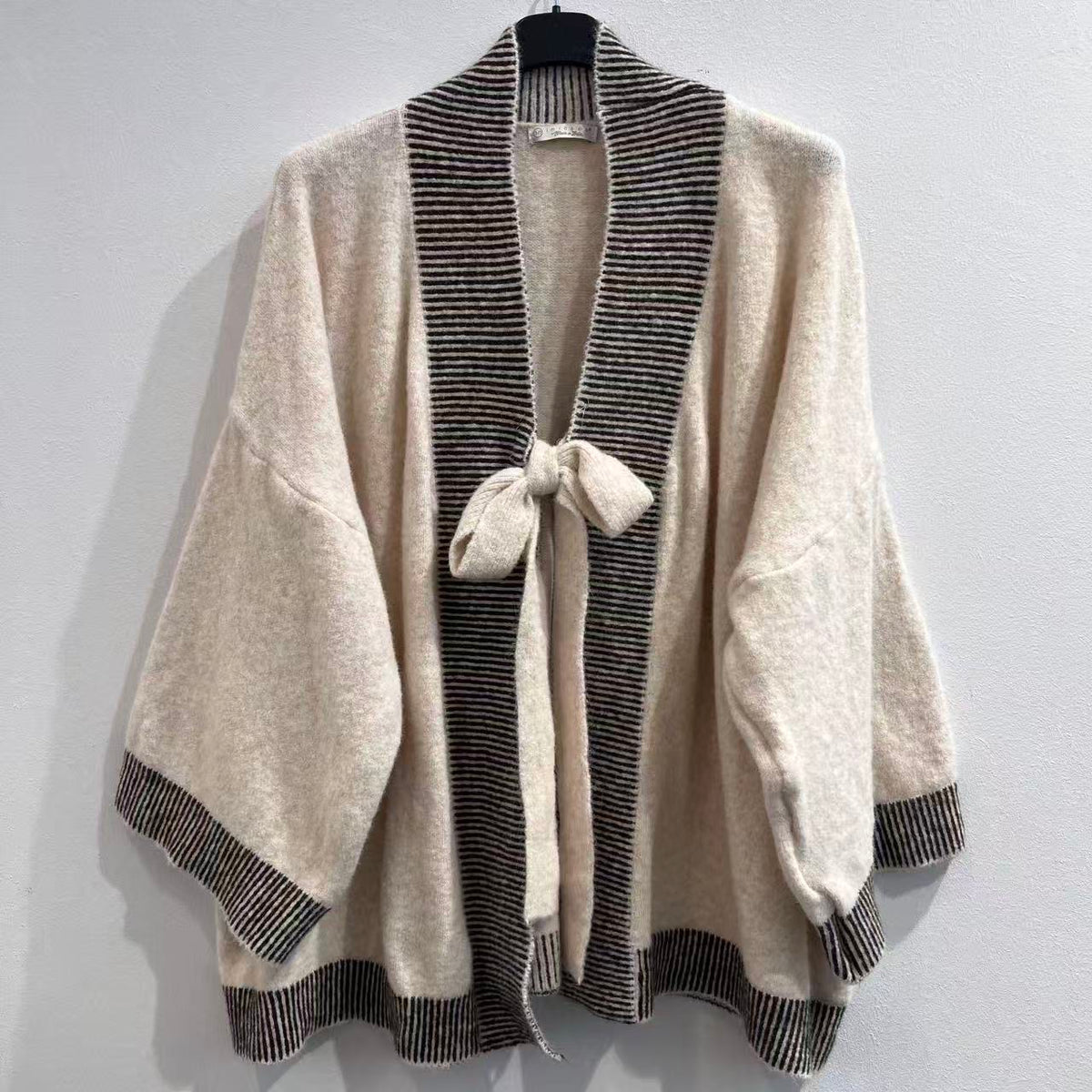 Jacke Nusaiba