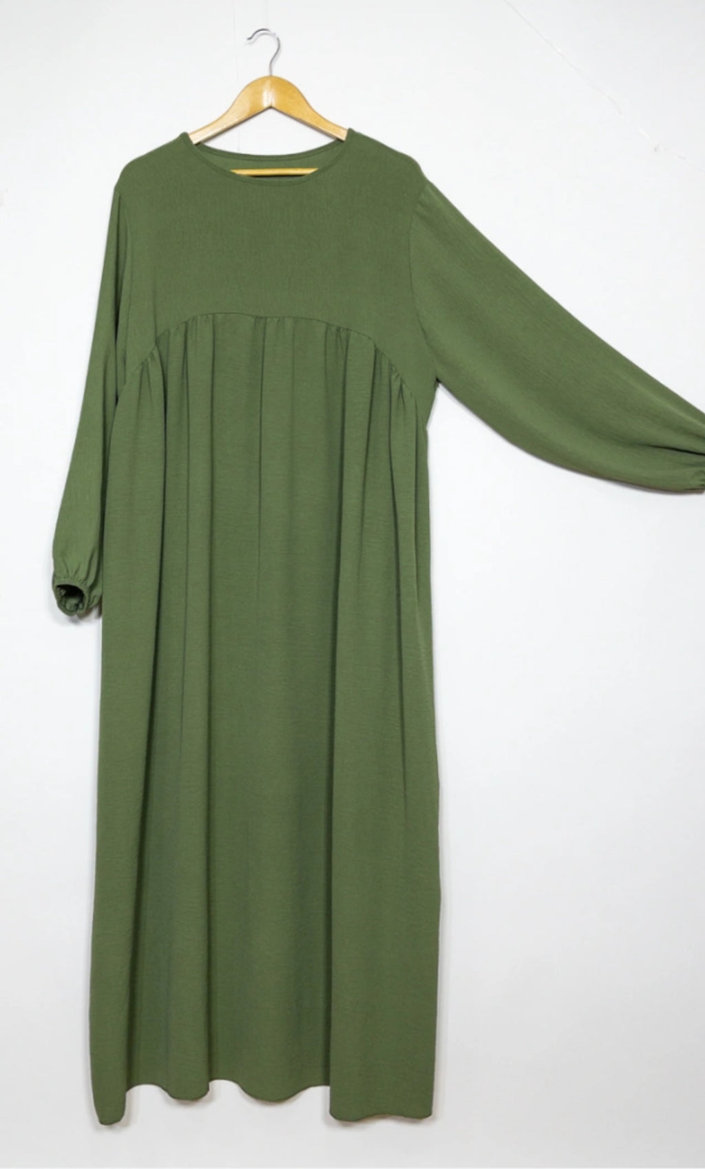 Abaya Nisa