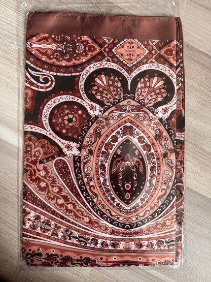 Satin Retro Hijab (Nur wenige verfügbar)