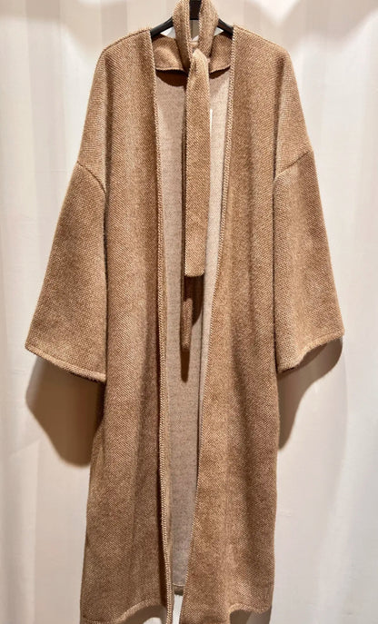 Cozy Oversize Mantel