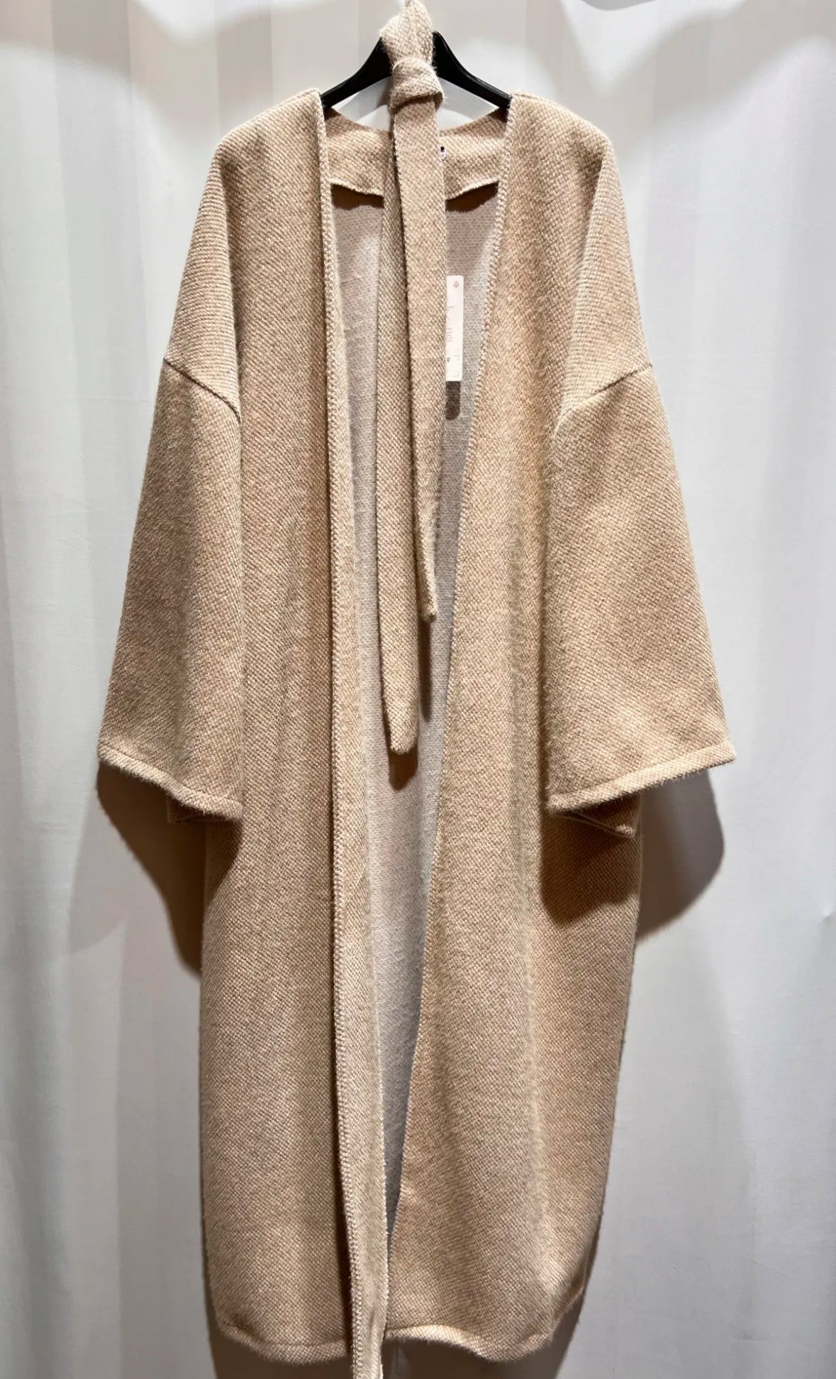 Cozy Oversize Mantel