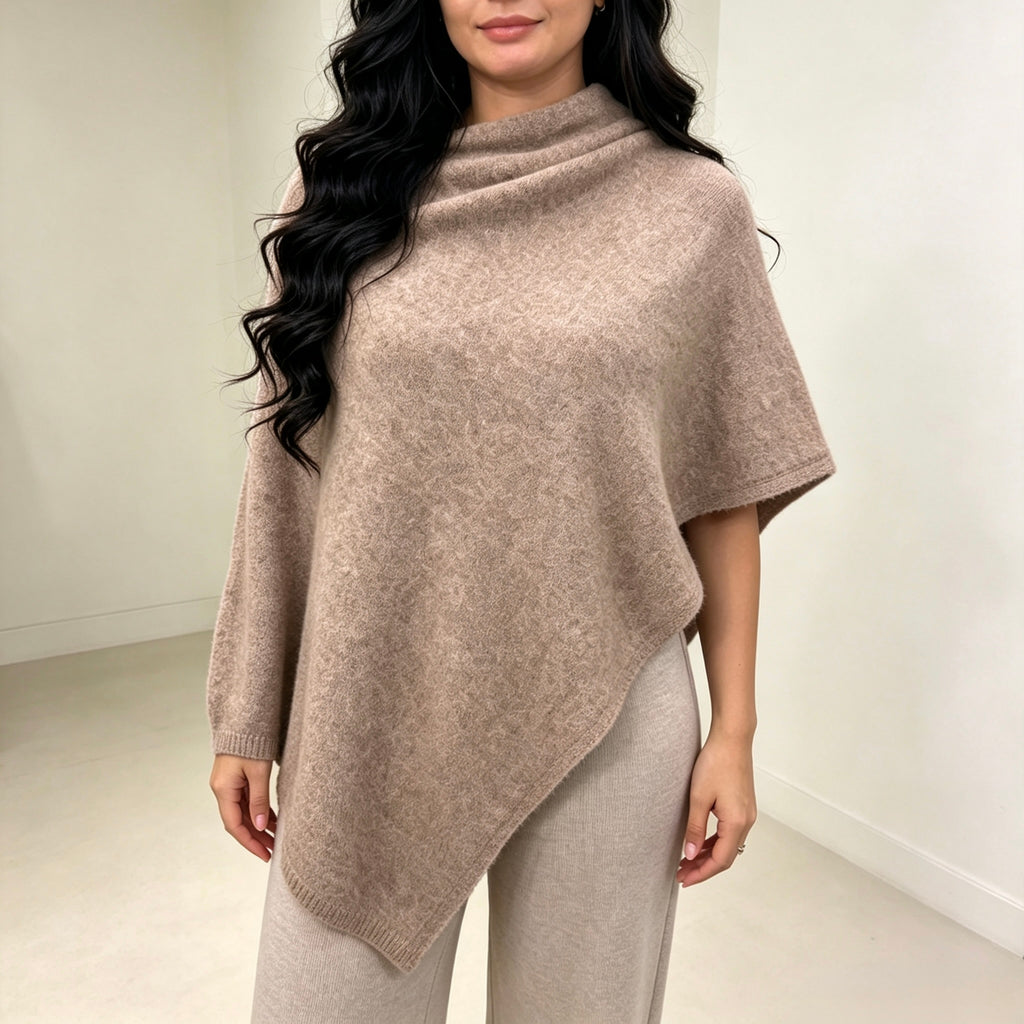 Asymmetrischer Poncho