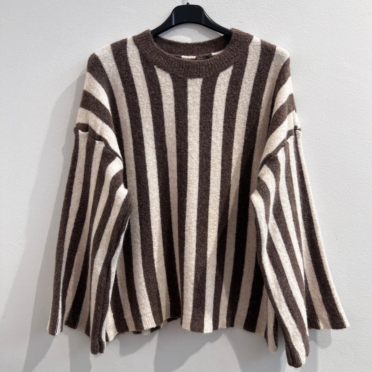 Bee Pullover
