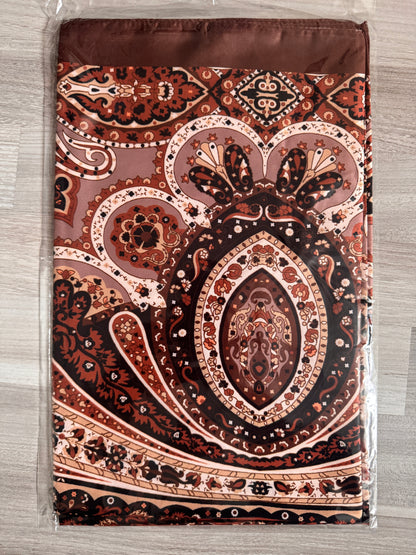 Satin Retro Hijab (Nur wenige verfügbar)