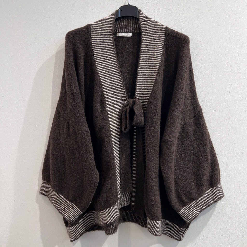 Jacke Nusaiba